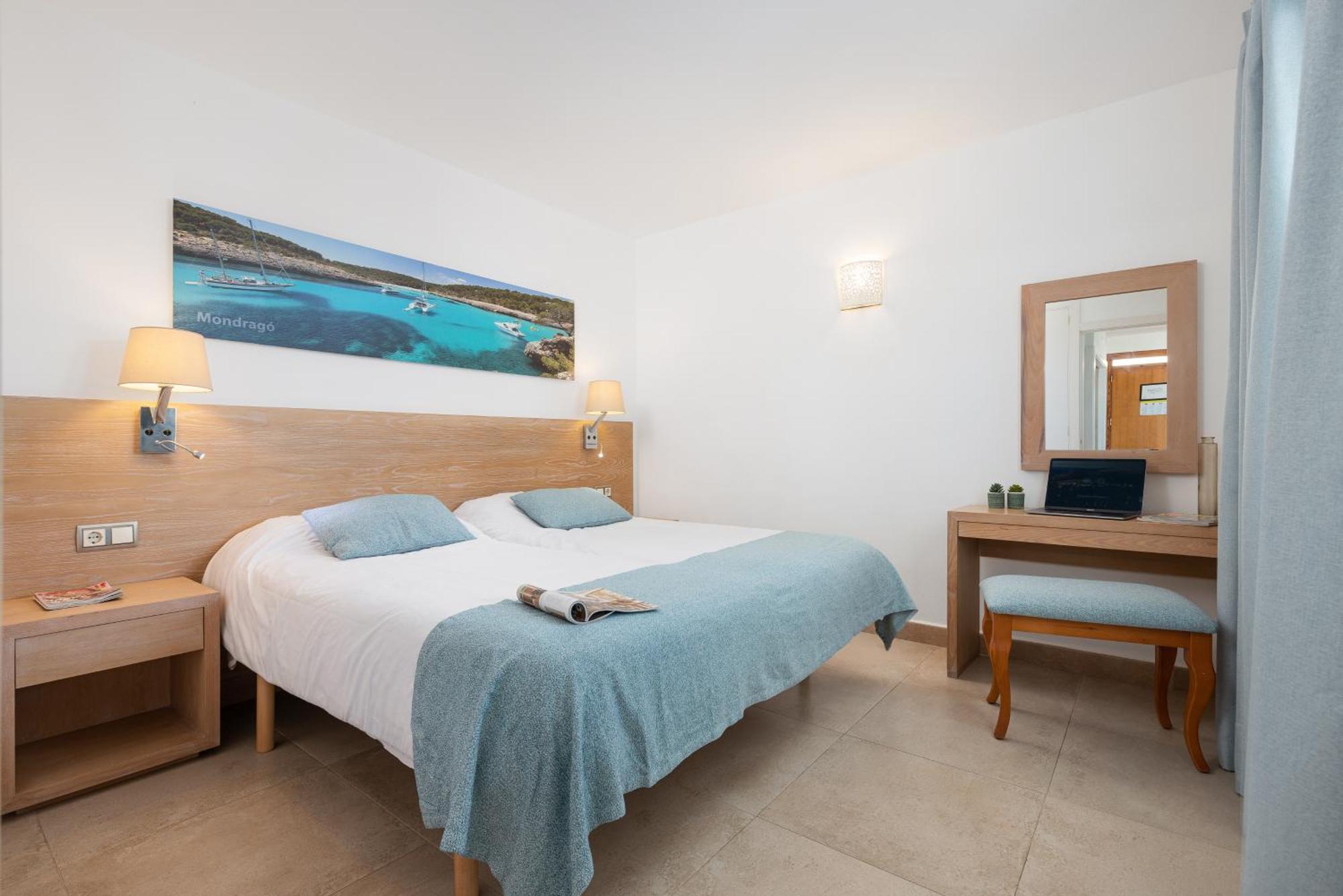 Apartamentos Ferrera Pins カラ・フェレーラ エクステリア 写真