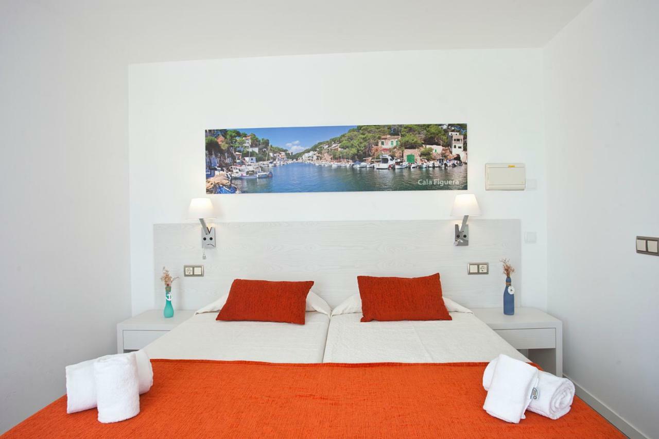 Apartamentos Ferrera Pins カラ・フェレーラ エクステリア 写真