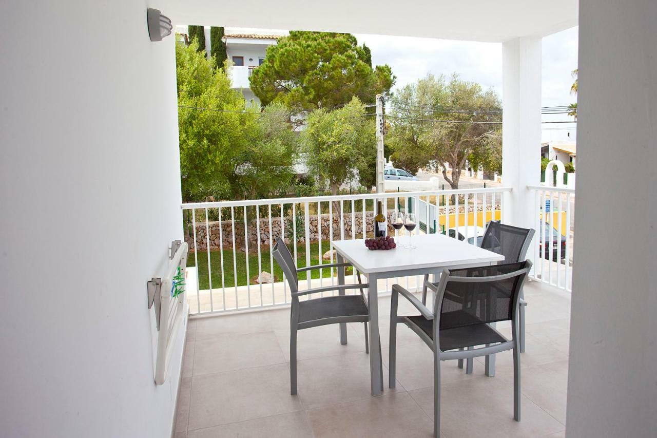 Apartamentos Ferrera Pins カラ・フェレーラ エクステリア 写真